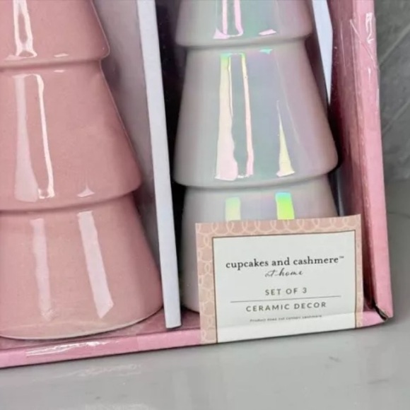 NEW Cupcakes and Cashmere Pearlescent Christmas Trees Ceramic Decorative Set (3) - Picture 2 of 4